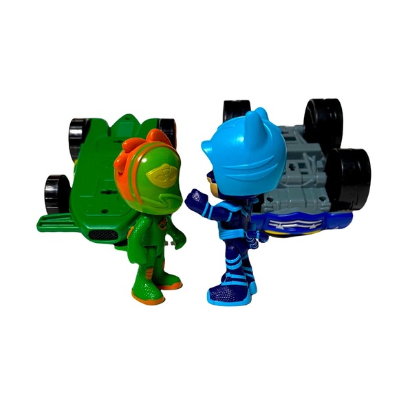 SOLD SET of 2 — PJ Masks Action Figures & Vehicle Playset. - Picture 5 of 11